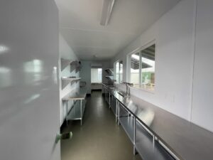 40ft shipping container bar6