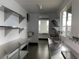 40ft shipping container bar8